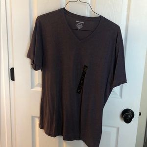 BR v neck T-shirt